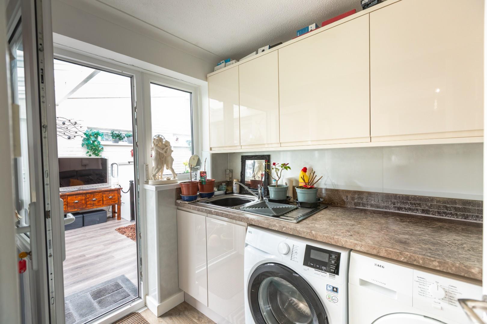 Westport Avenue, Mayals, Swansea, SA3 5EF